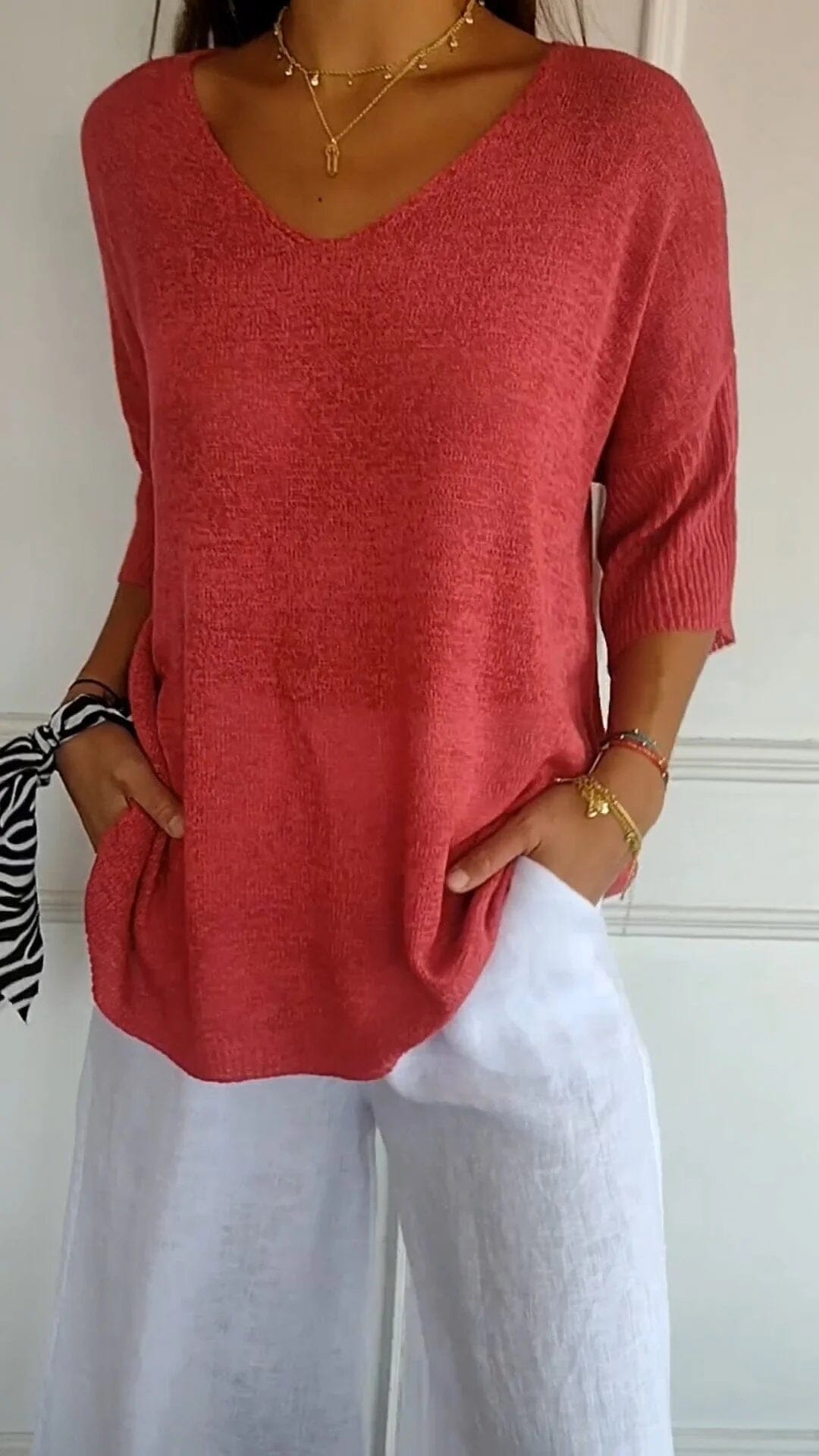 "AuraLuxe V-Neck Knit Top" Belleza & Glamour Red XS (UK 6) 